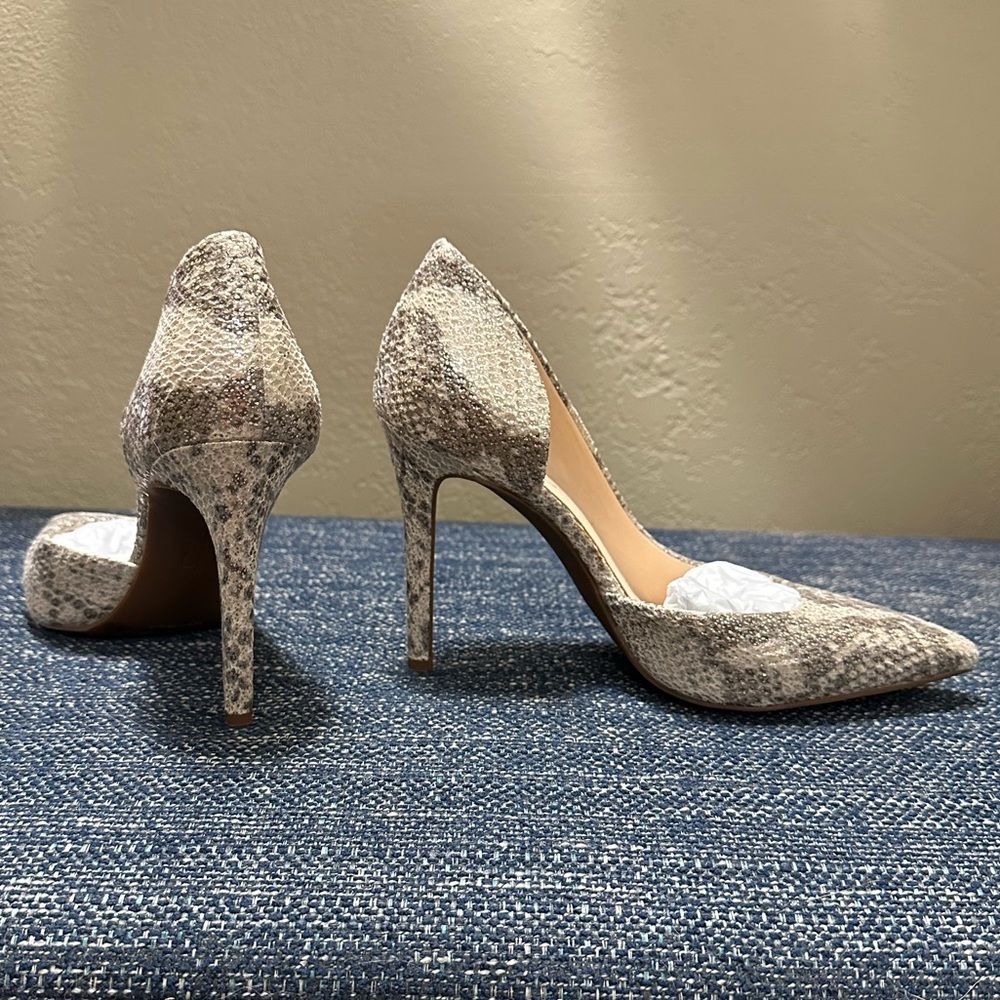 Jessica Simpson heels - Picture 7 of 12